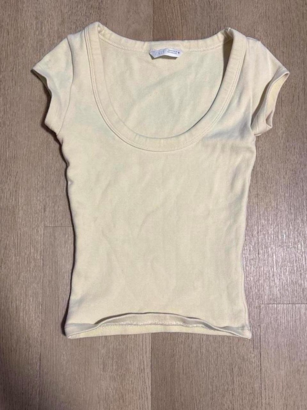 Zara Women’s Scoop Neck Short Sleeve Top - Cream butter yellow